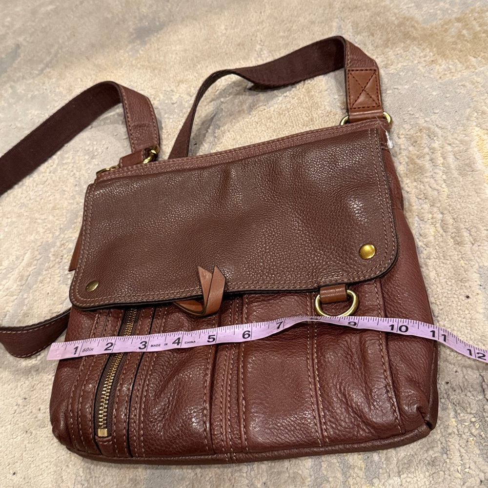 Fossil Morgan Traveler messenger bag brown pebbled leather with gold crossbody - Picture 11 of 14